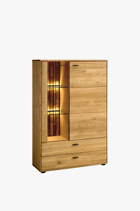 Vysoká komoda drevená so sklom